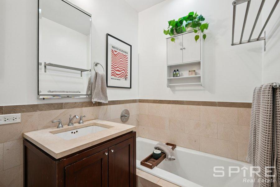 1 Hanson Place 9D Fort Greene Brooklyn NY 11217