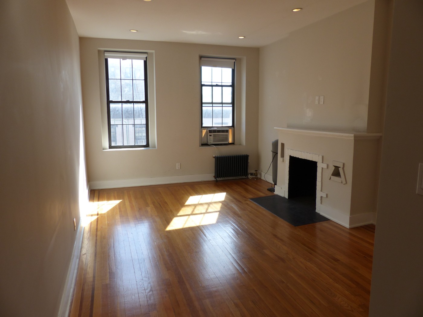 59 West 8th Street 5D Greenwich Village New York NY 10011