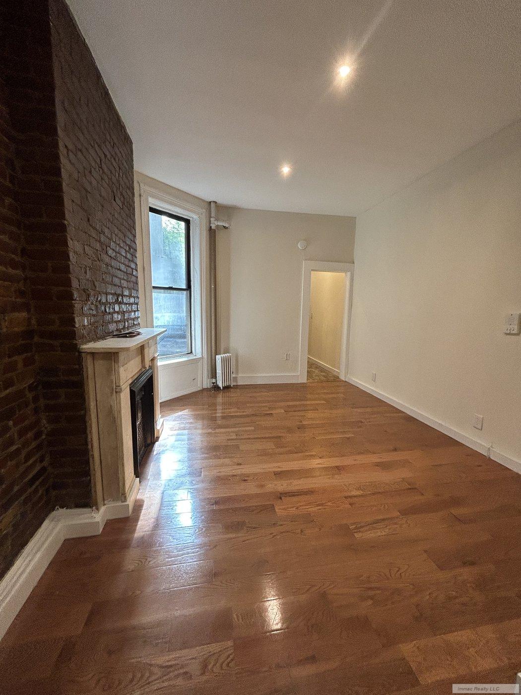 419 West 44th Street Clinton New York NY 10036