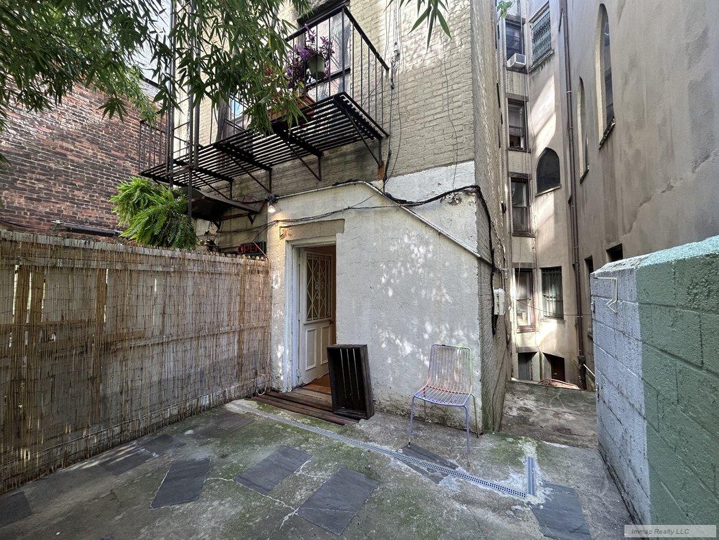 419 West 44th Street Clinton New York NY 10036