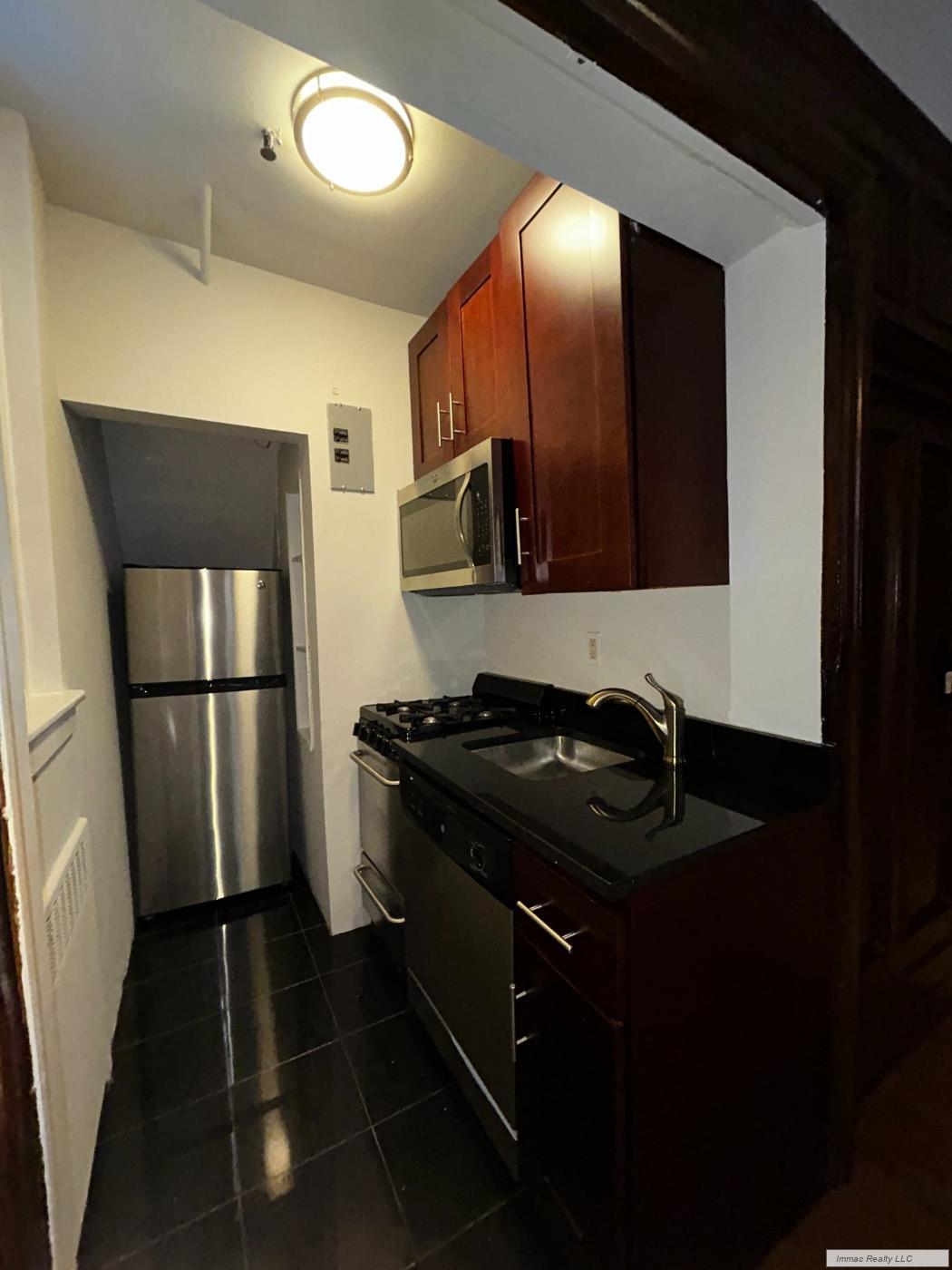 110 East 61st Street 1B Upper East Side New York NY 10065