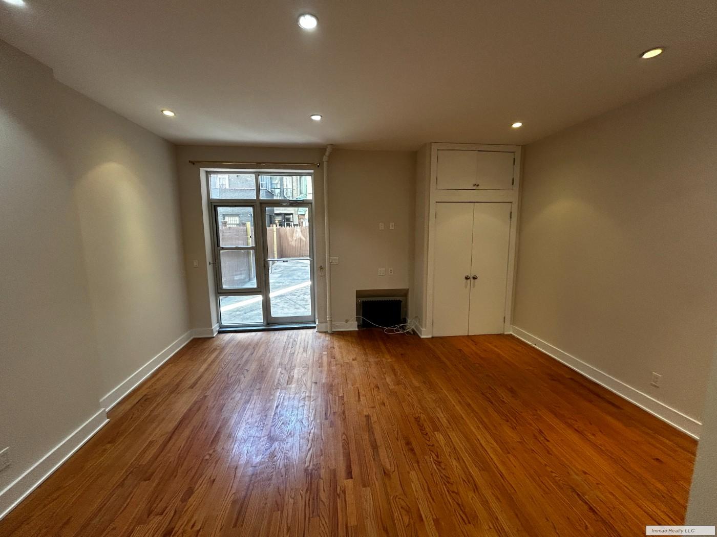 318 West 106th Street 1ER Upper West Side New York NY 10025