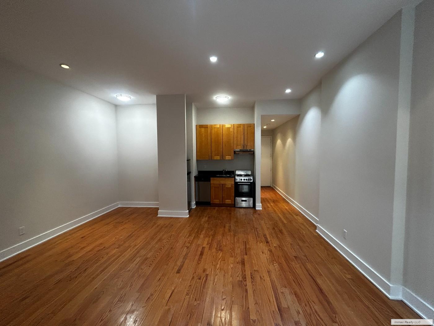 318 West 106th Street 1ER Upper West Side New York NY 10025