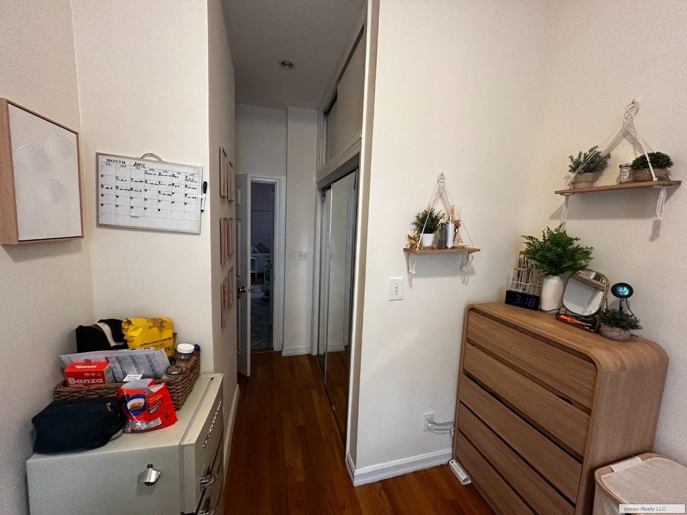 419 West 44th Street 2W Clinton New York NY 10036