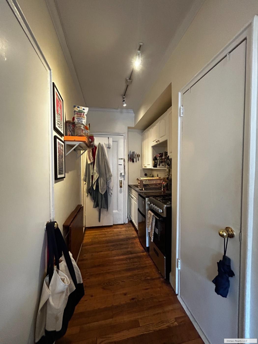 364 West 19th Street 1A Chelsea New York NY 10011