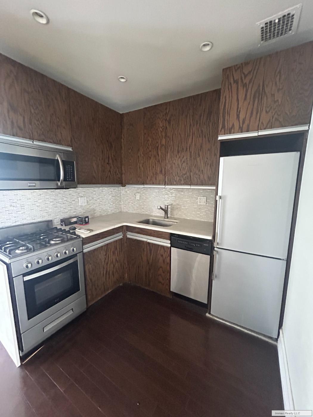560 West End Avenue Upper West Side New York NY 10024