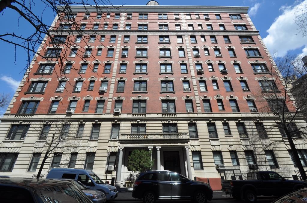 3 Bedroom Rental – 200 RIVERSIDE DRIVE, #5E