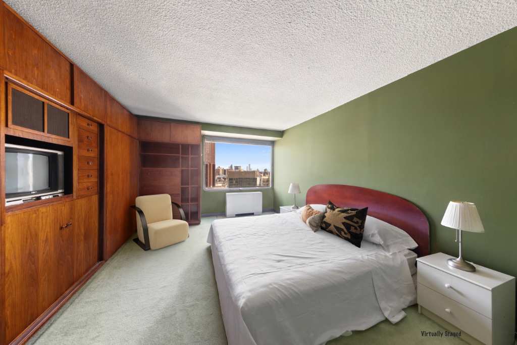 170 Park Row 18B Chinatown New York NY 10038