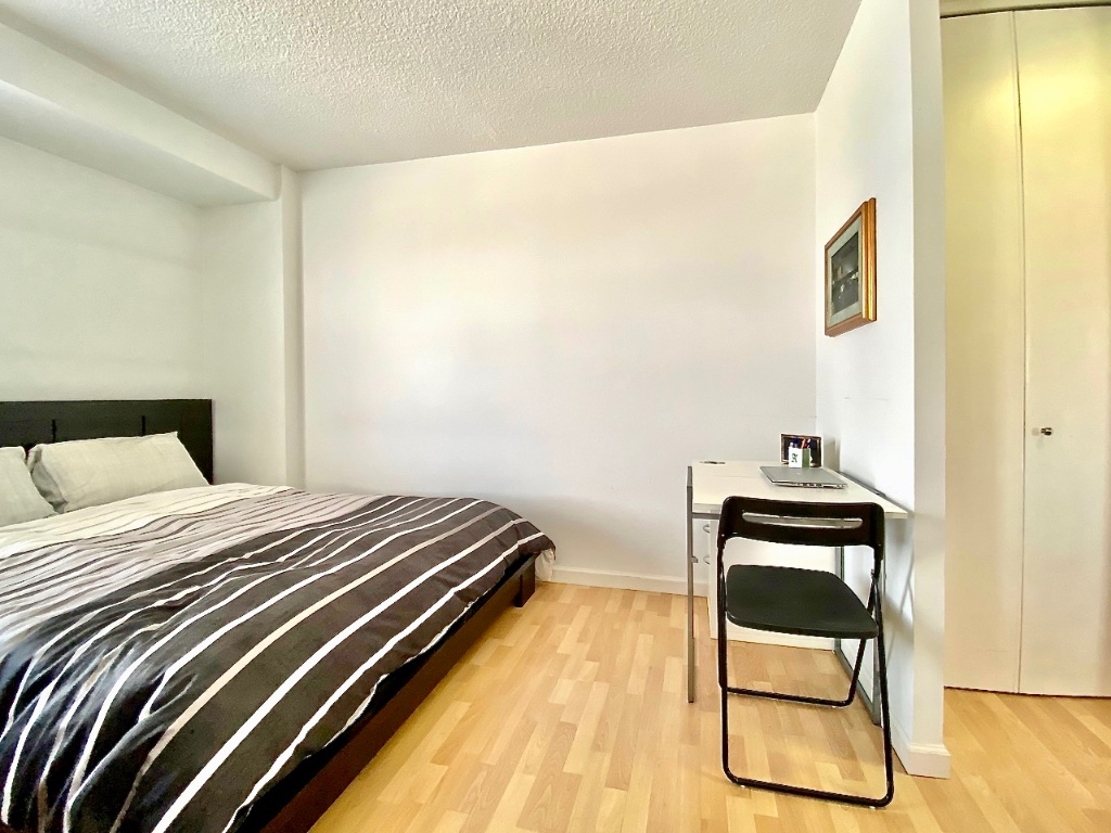180 Park Row 15E Chinatown New York NY 10038