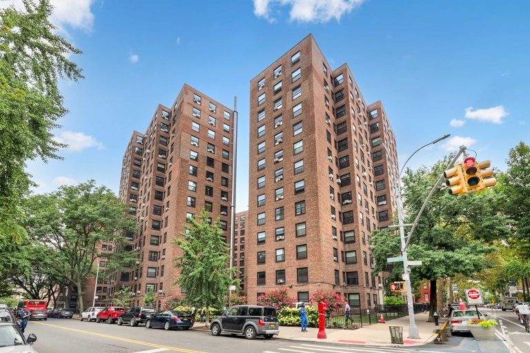 201 Clinton Avenue 7h Clinton Hill Brooklyn NY 11205