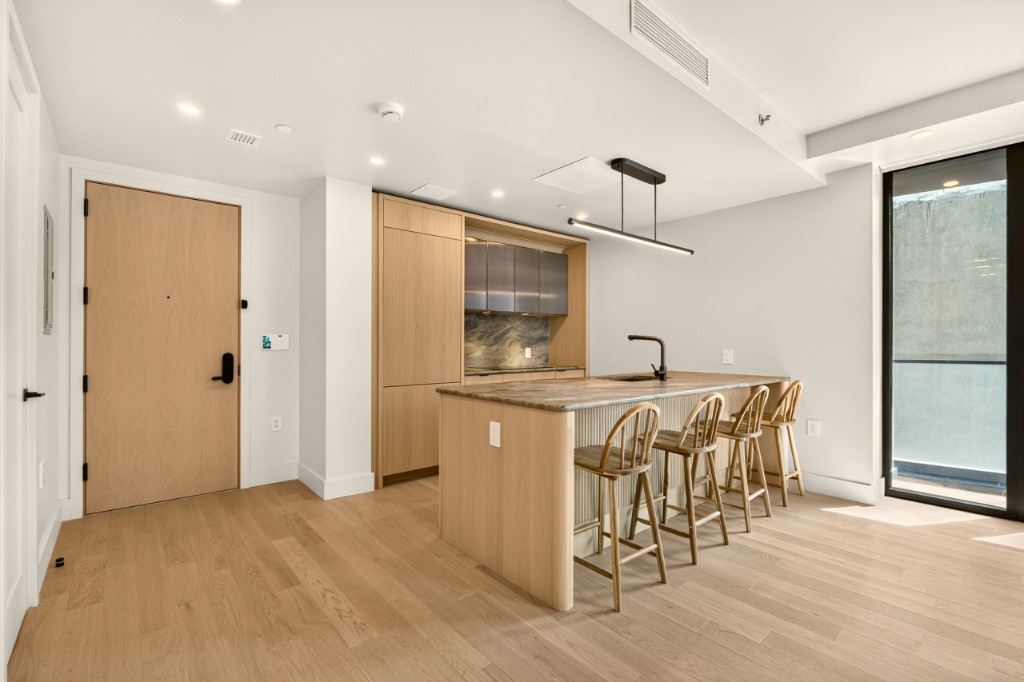 499 Ninth Avenue Clinton New York NY 10018