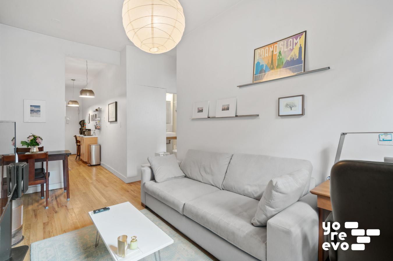 318 West 15th Street Chelsea New York NY 10011