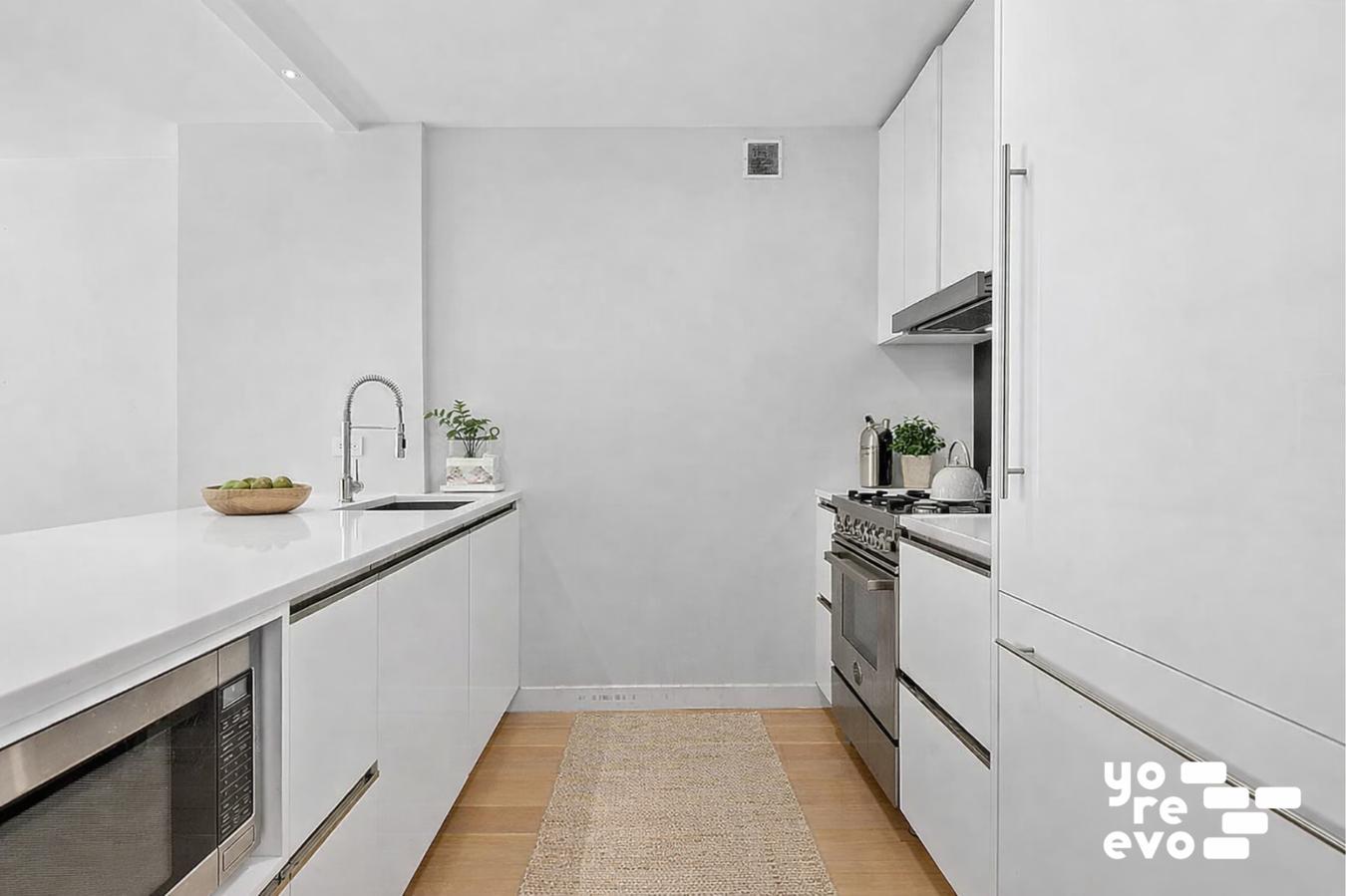 301 West 53rd Street 17I Clinton New York NY 10019