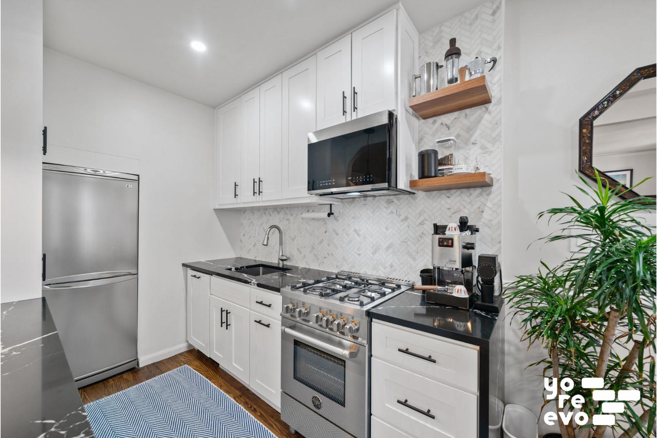 2 Grove Street 5E W. Greenwich Village New York NY 10014