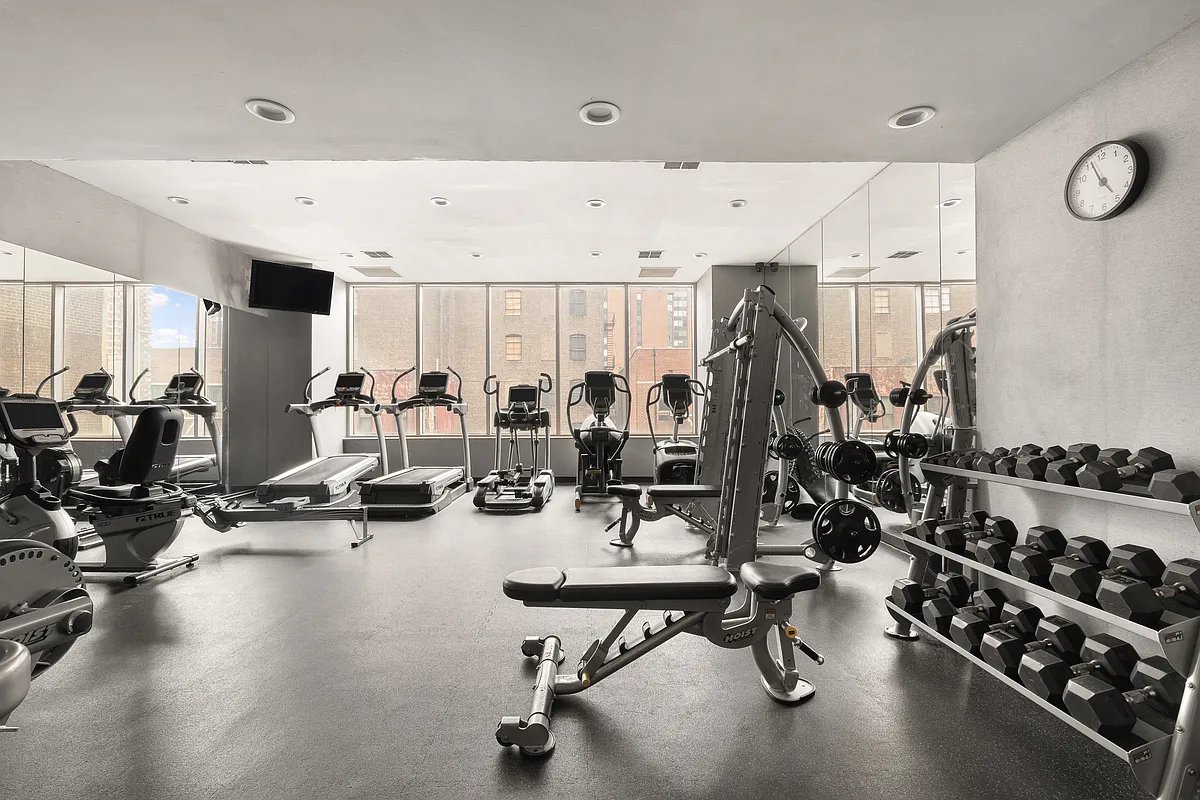 200 East 89th Street 12G Upper East Side New York NY 10128