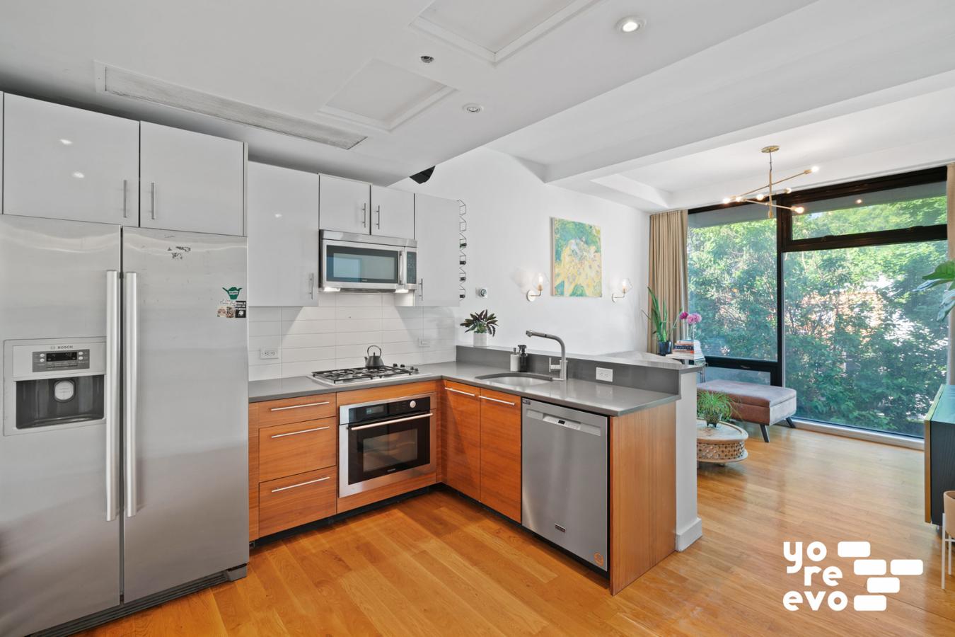 269 Kingsland Avenue 2B Greenpoint Brooklyn NY 11222
