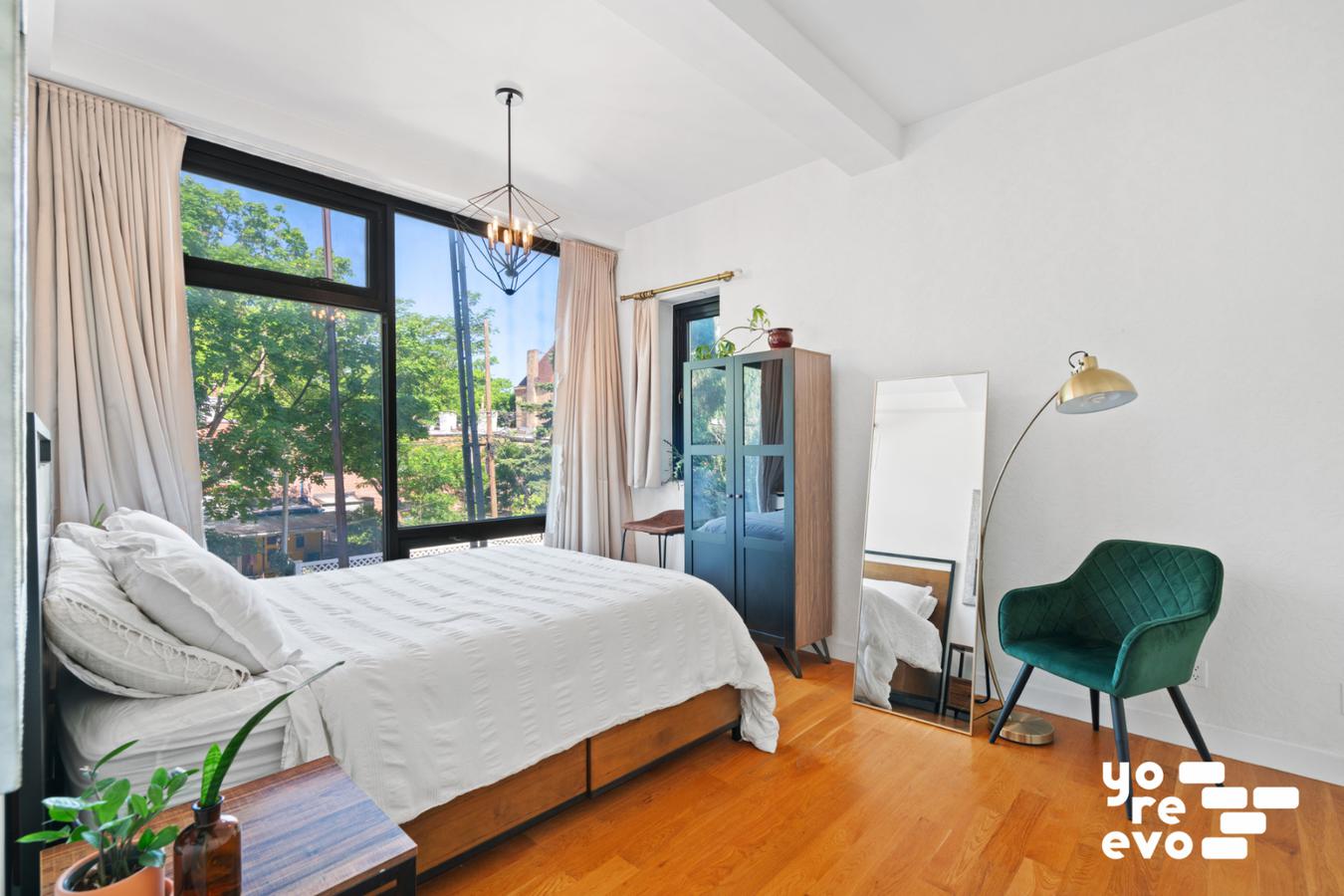 269 Kingsland Avenue 2B Greenpoint Brooklyn NY 11222
