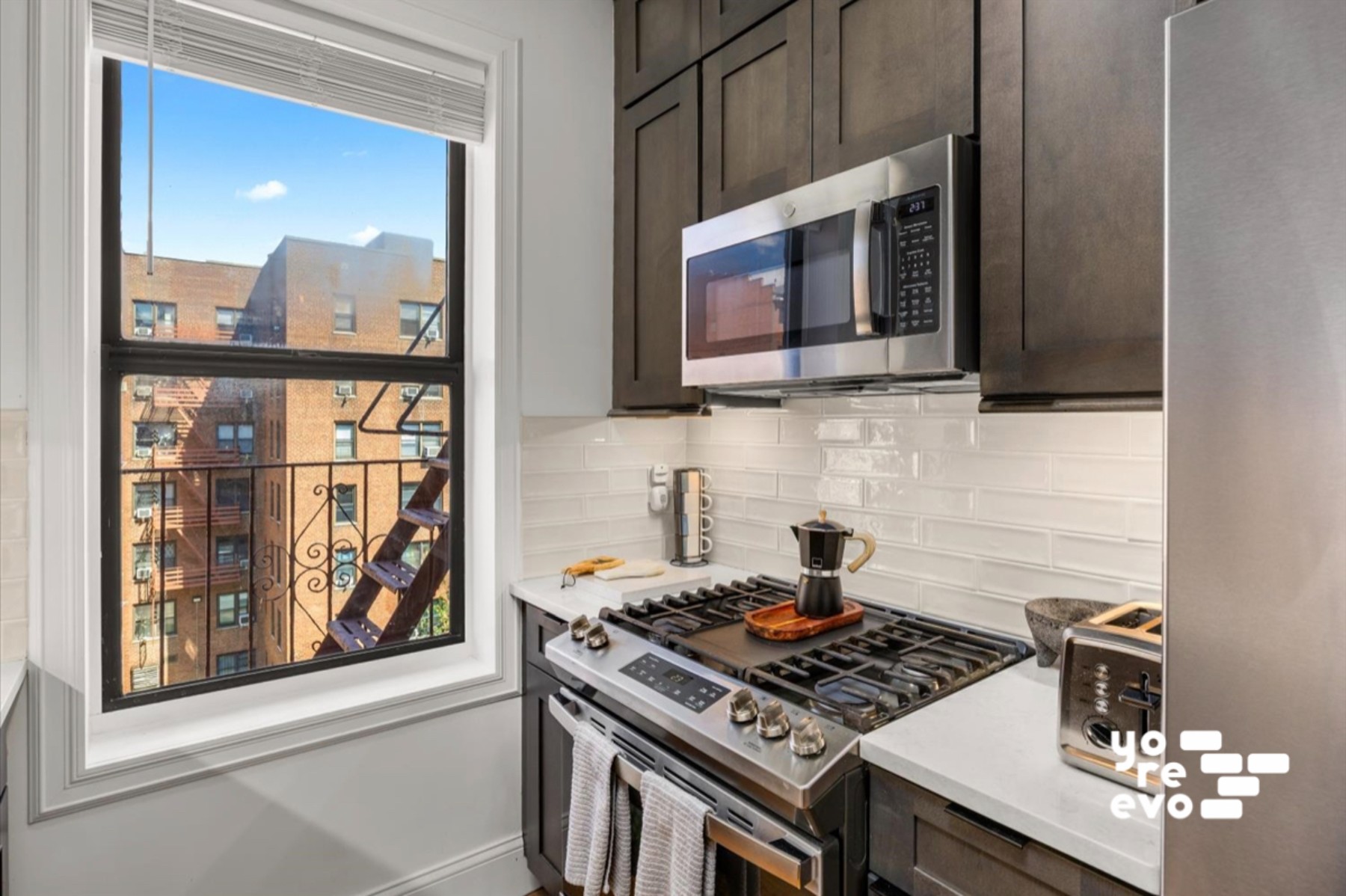 83-84 116th Street 4A Kew Gardens Queens NY 11418