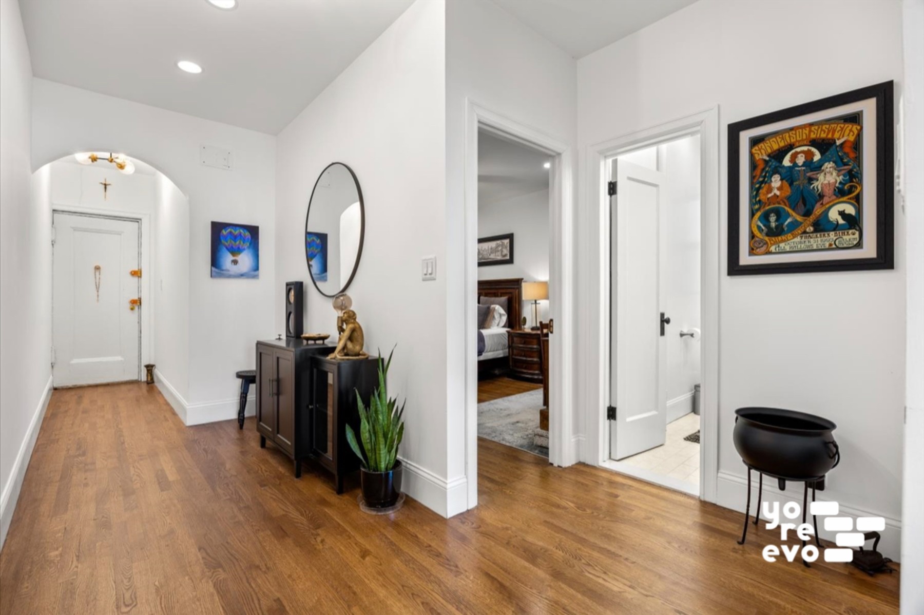 83-84 116th Street 4A Kew Gardens Queens NY 11418