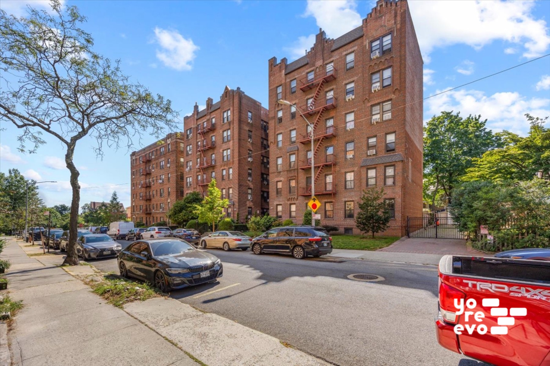 83-84 116th Street 4A Kew Gardens Queens NY 11418