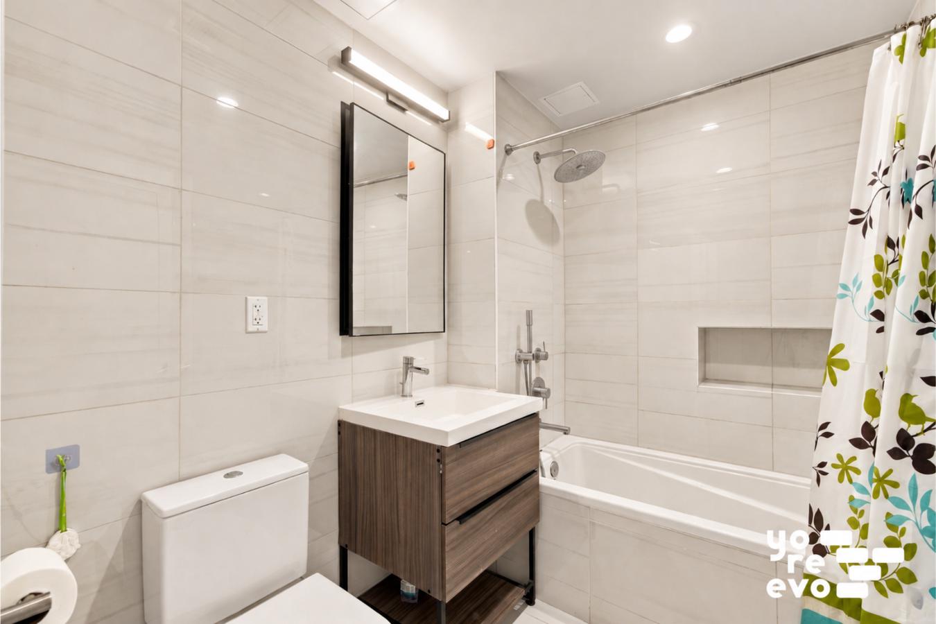 37-28 30th Street 5D Sunnyside Queens NY 11101
