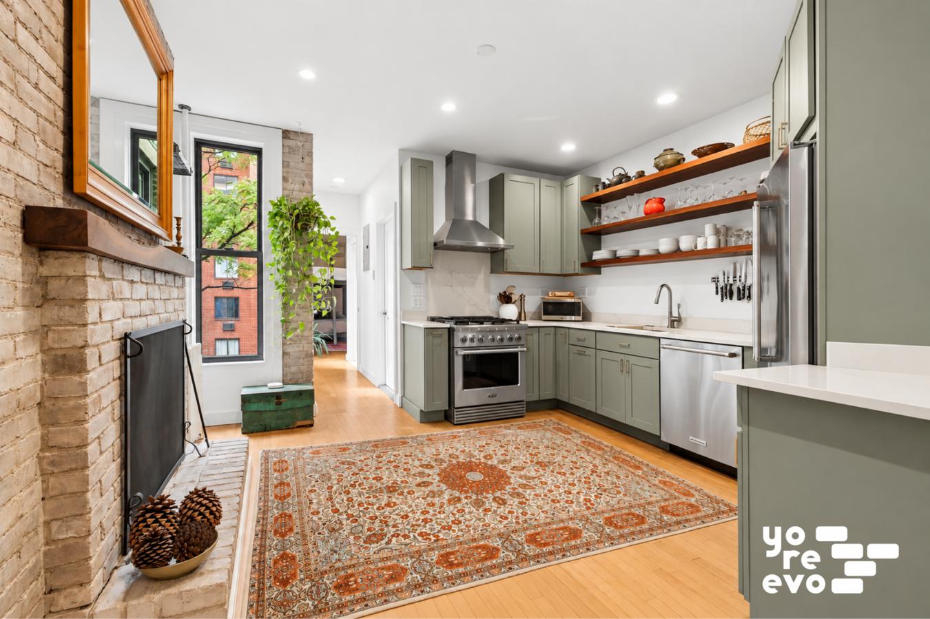 172 East 90th Street 4E Carnegie Hill New York NY 10128