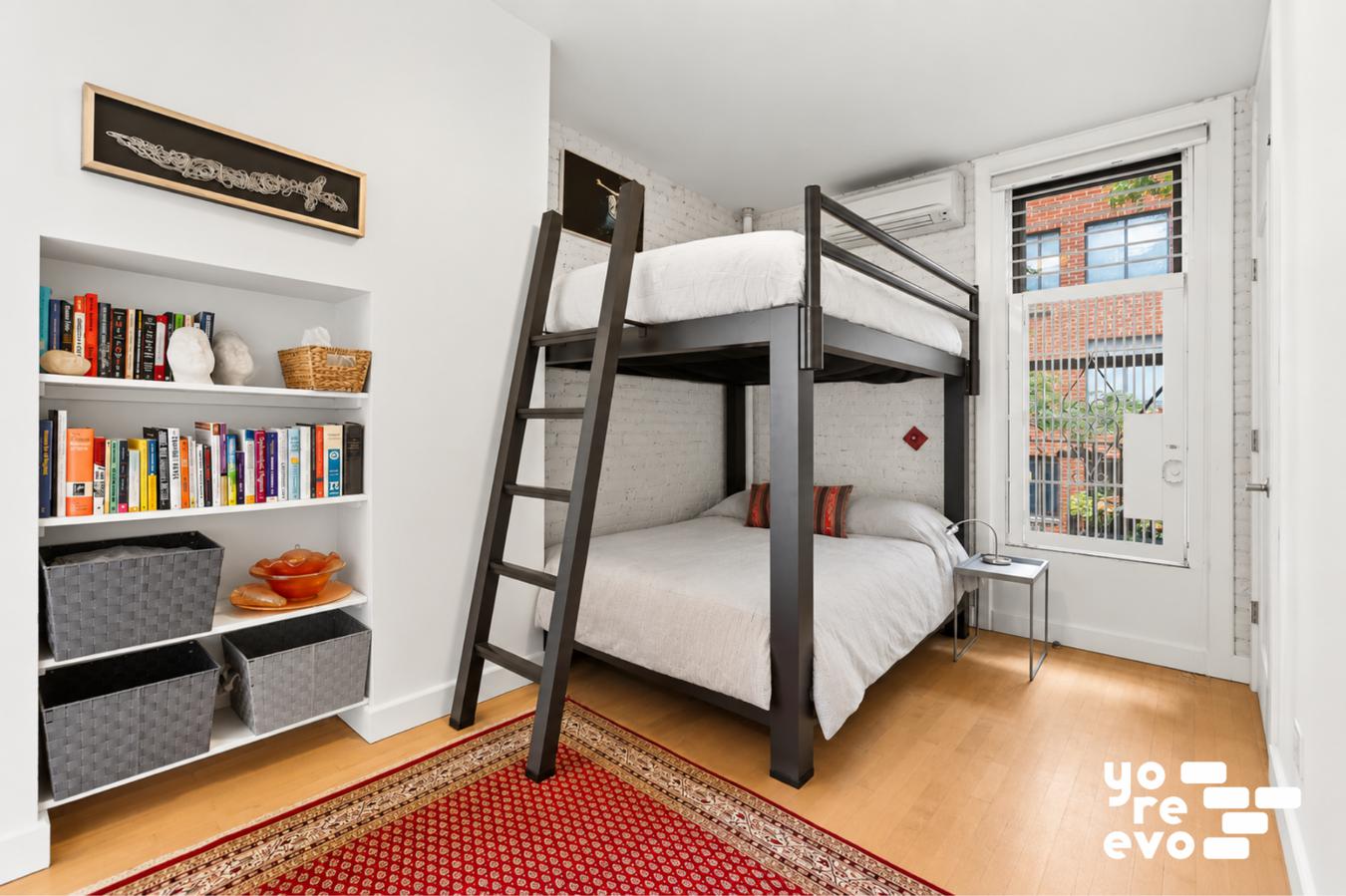 172 East 90th Street 4E Carnegie Hill New York NY 10128