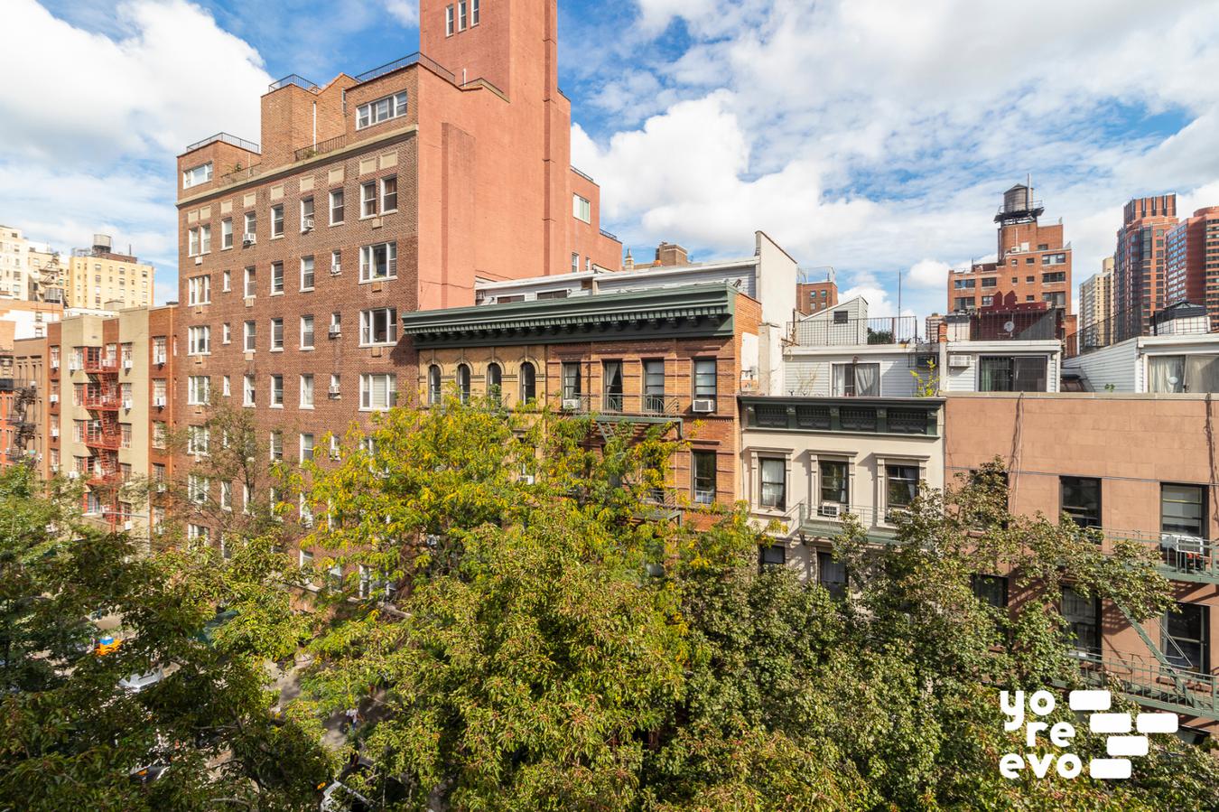 172 East 90th Street 4E Carnegie Hill New York NY 10128