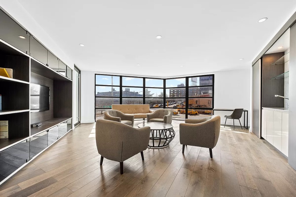 https://images.realty.mx/7592707457847f765ab893e005730265/images/assets/1015_180.jpg