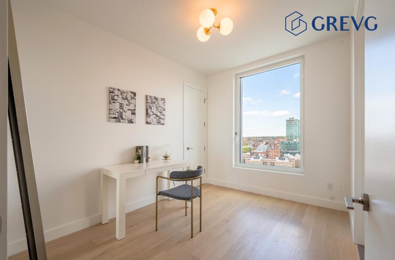 136-18 Maple Avenue 19G Flushing Queens NY 11355