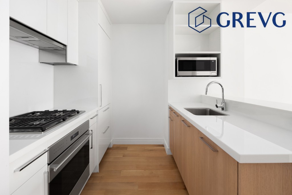 230 East 20th Street 52 Gramercy Park New York NY 10003