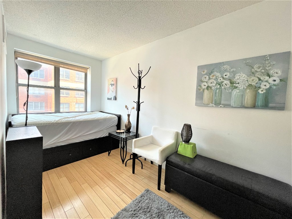 516 West 47th Street S6J Clinton New York NY 10036
