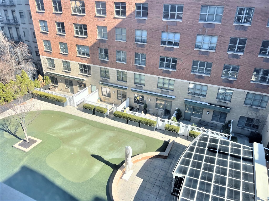 516 West 47th Street S6J Clinton New York NY 10036