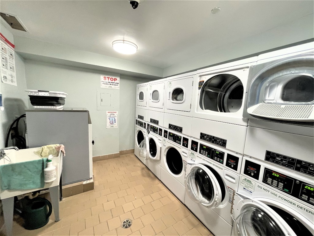 516 West 47th Street S6J Clinton New York NY 10036