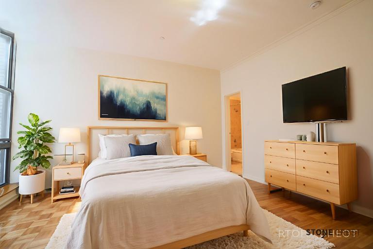 304 West 92nd Street 8P Upper West Side New York NY 10025