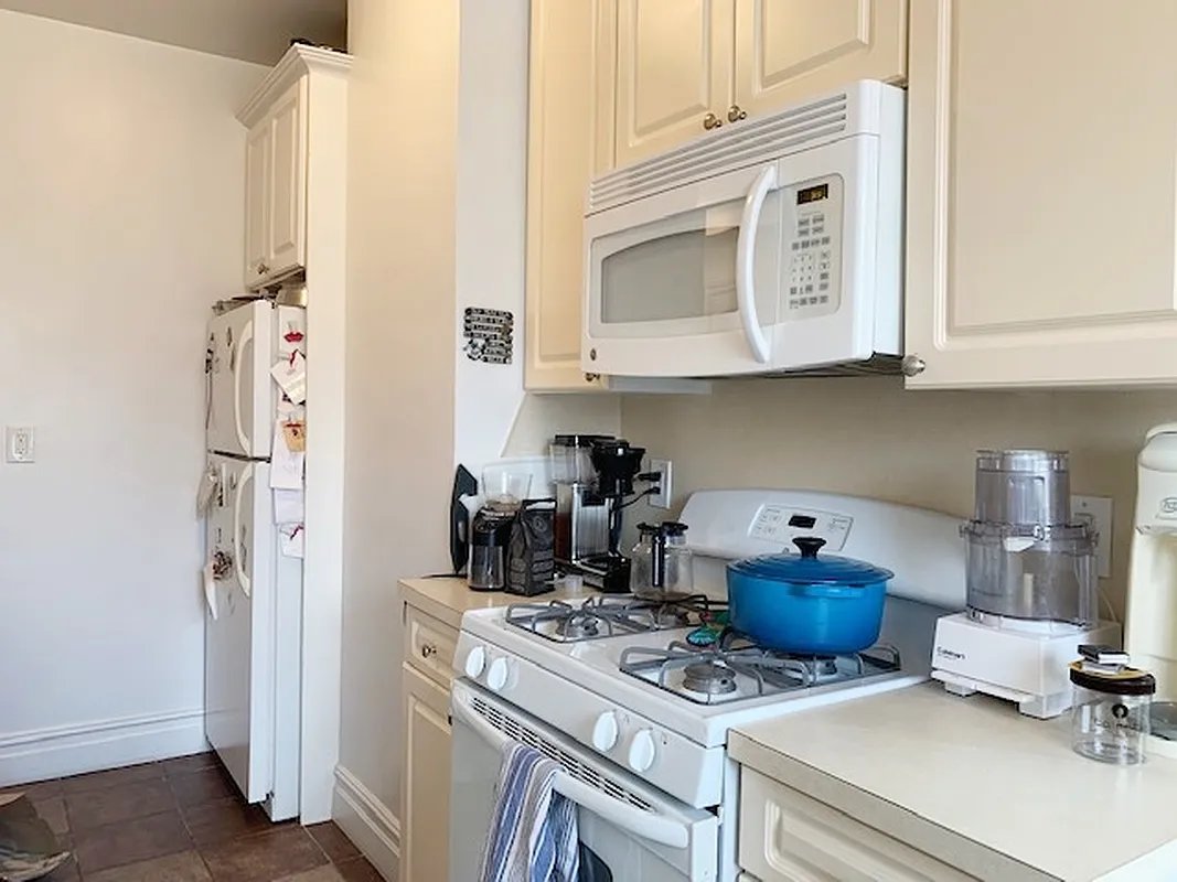 425 Riverside Drive 6J Morningside Heights New York NY 10025