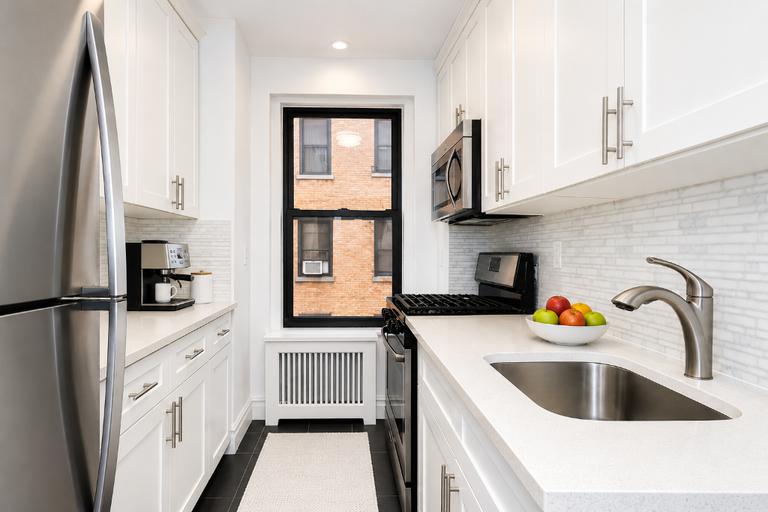 425 Riverside Drive 4H Morningside Heights New York NY 10025