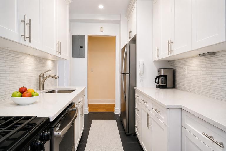 425 Riverside Drive 4H Morningside Heights New York NY 10025