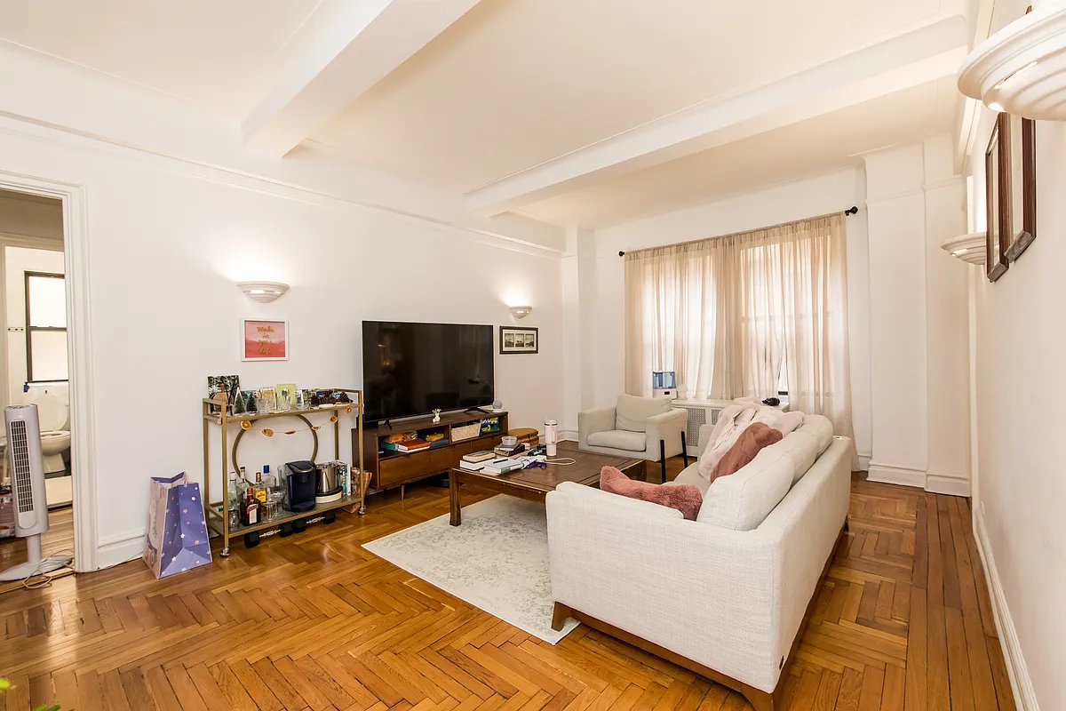 900 West End Avenue Upper West Side New York NY 10025