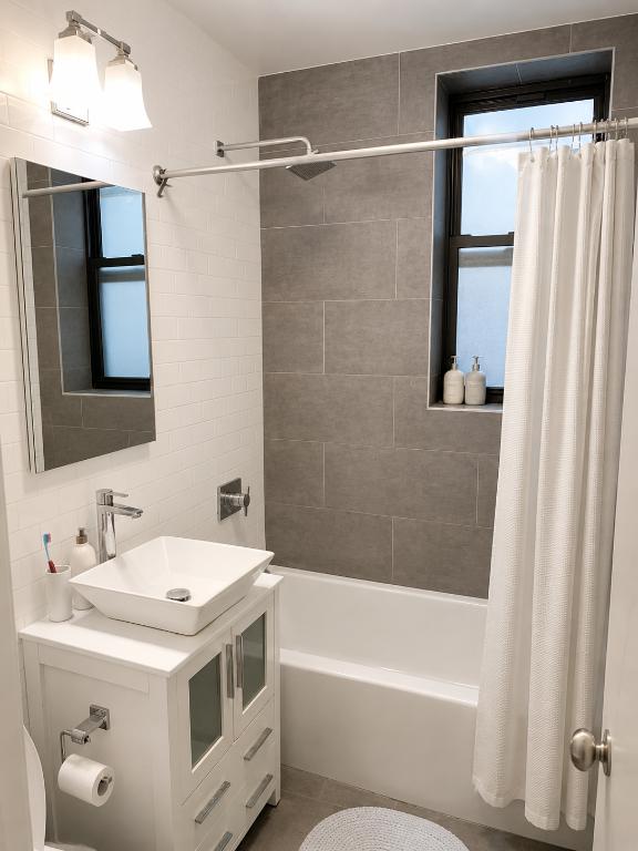 225 Central Park North 35 West Harlem New York NY 10026