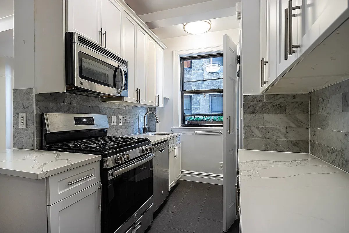 27 West 96th Street 11C Upper West Side New York NY 10025