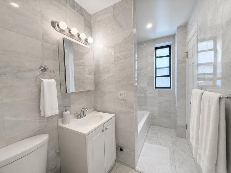 412 West 110th Street 33 Manhattan Valley New York NY 10025