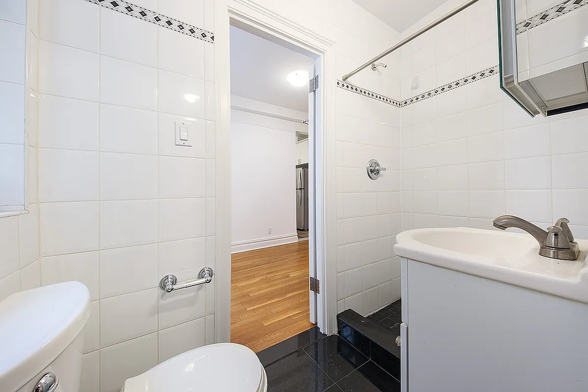 27 West 96th Street Upper West Side New York NY 10025