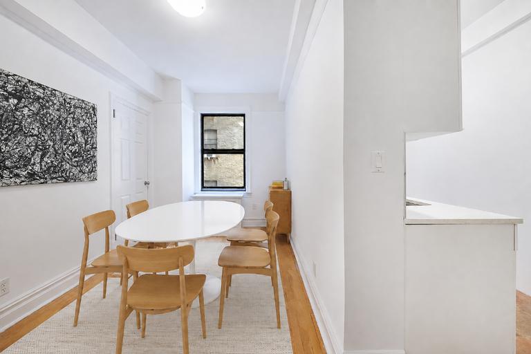 27 West 96th Street Upper West Side New York NY 10025