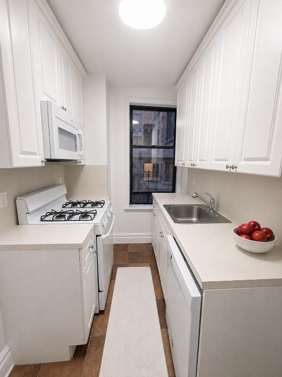 425 Riverside Drive Morningside Heights New York NY 10025