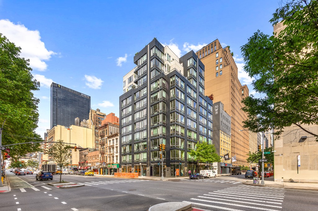 261 West 28th Street 6B Chelsea New York NY 10001