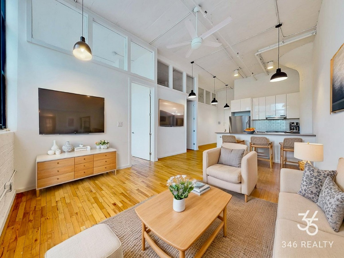 315 Seigel Street, Brooklyn, NY - 5,000 USD/ month