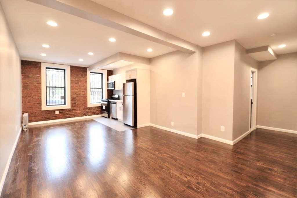 2198 Cruger Avenue #4G
