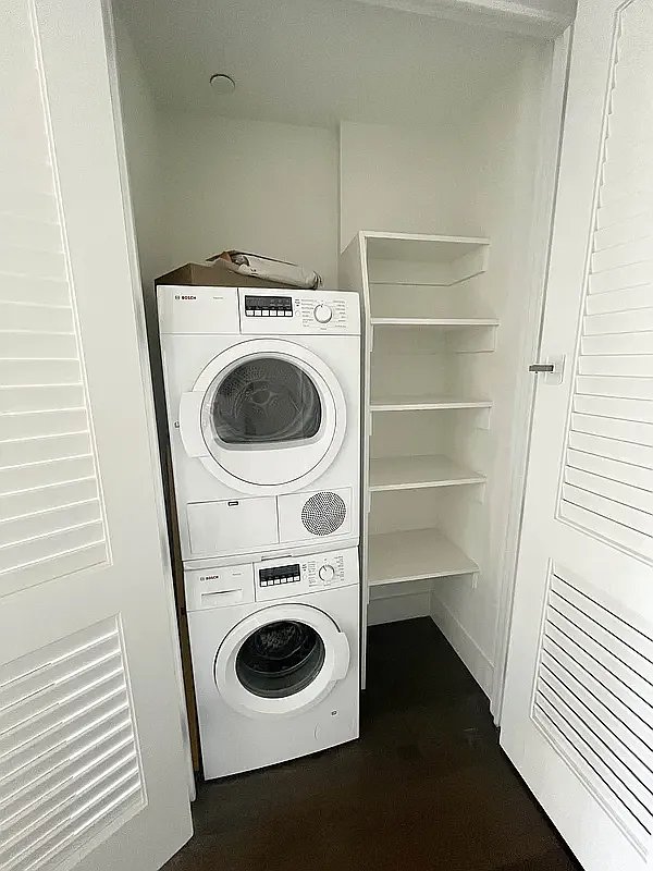 388 Bridge Street 40F Downtown Brooklyn NY 11201