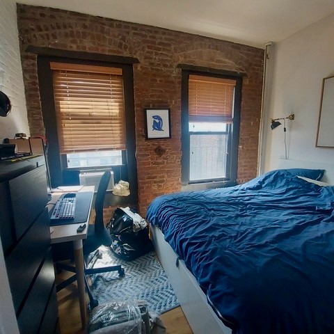 52 MacDougal Street 5B Soho New York NY 10012